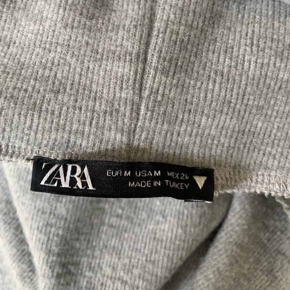 Zara Soft Feel Grey Sleeveless Turtle Neck Size Medium - Picture 5 of 5